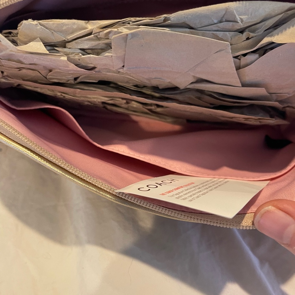 Vintage tan gold Coach Cosmetic case Makeup Travel Case - Picture 8 of 10